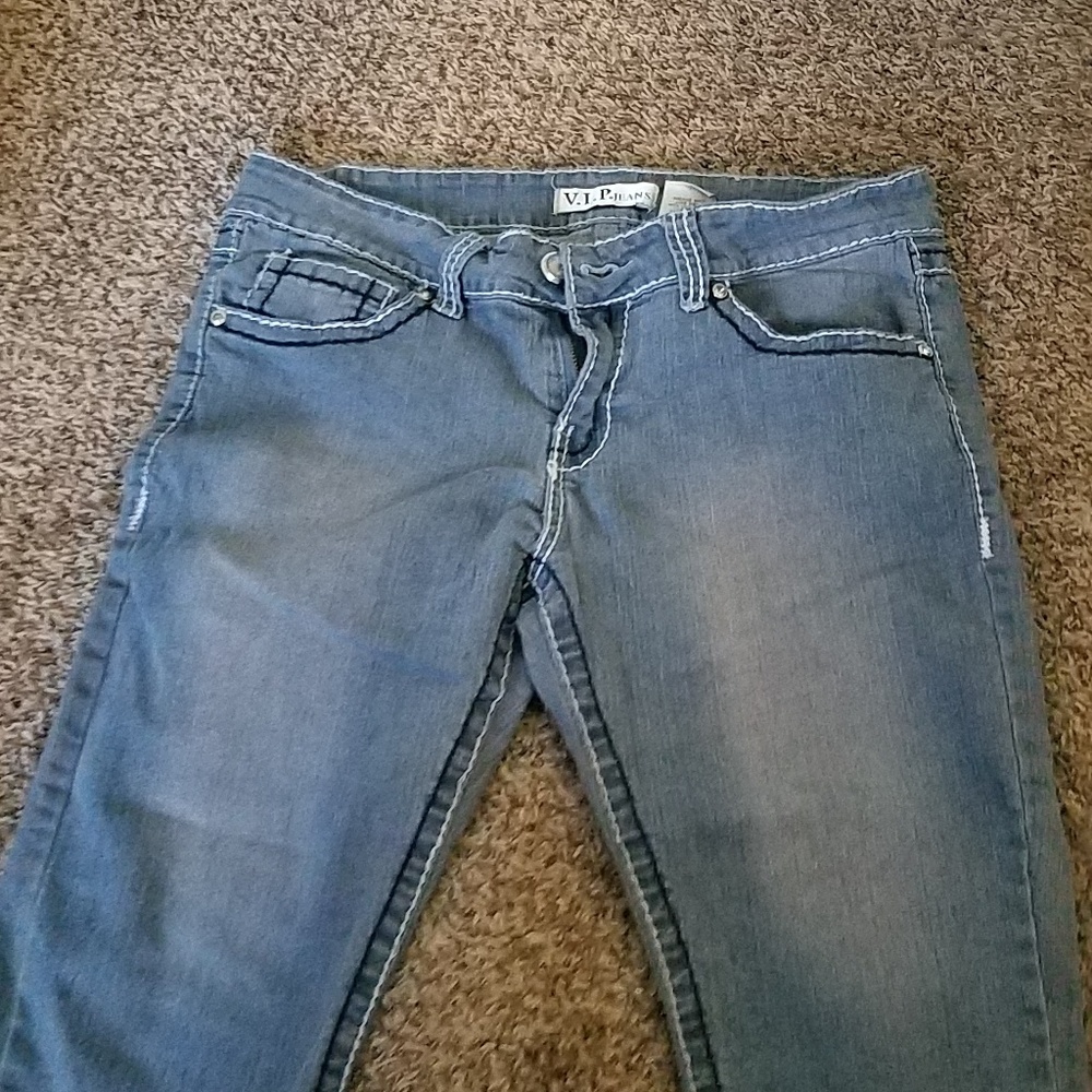 VIP CAPRIS - Picture 2 of 3